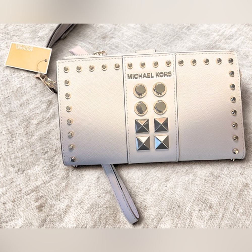 Michael Kors Optic White, Double Zip Leather Wristlet,  Designer NWT, Gold Stud